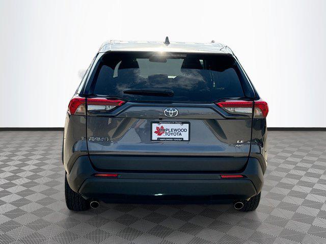 2023 toyota rav4 le