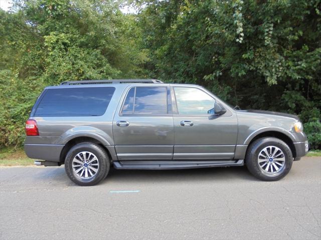 2017 ford expedition el xlt