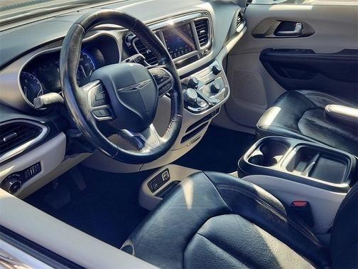 2020 chrysler pacifica