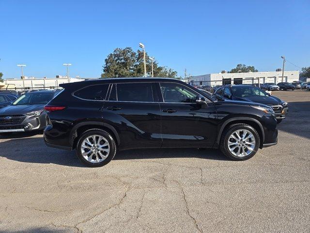 2023 toyota highlander limited