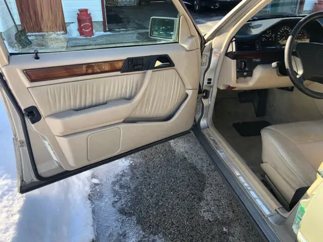 mercedes-benz e-class sedan