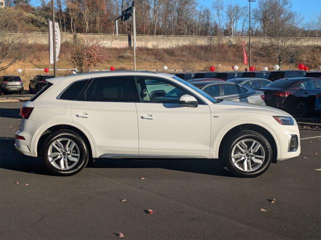 2022 audi q5 45 s line premium