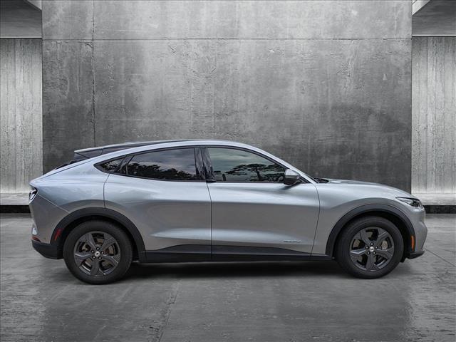2021 ford mustang mach-e select