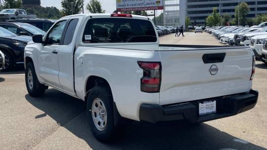 2024 Nissan Navara (Frontier) s