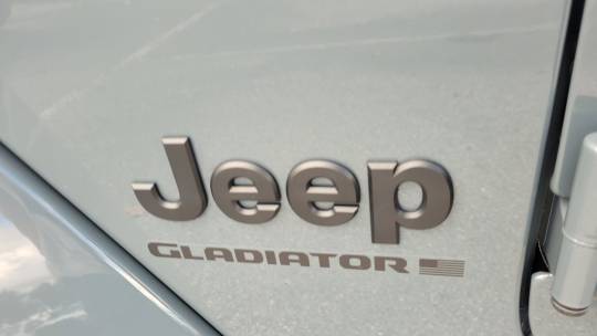 2024 Jeep Gladiator