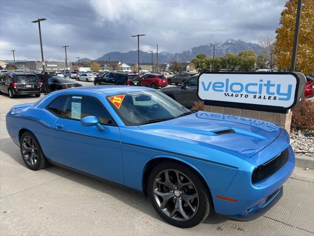 2015 dodge challenger sxt plus