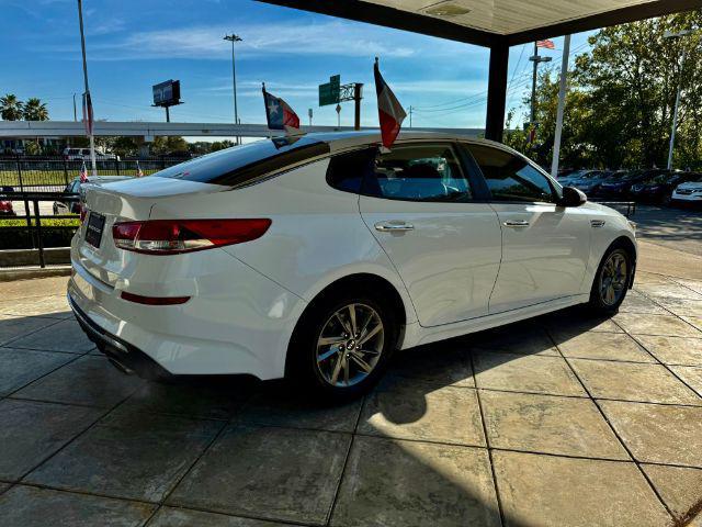 2019 kia optima lx