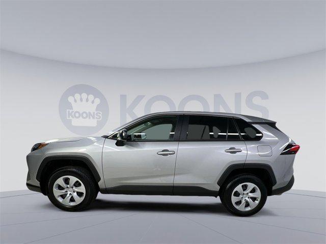 2024 toyota rav4 le
