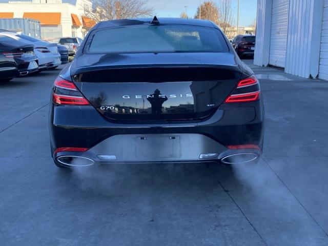 2023 genesis g70 3.3t rwd