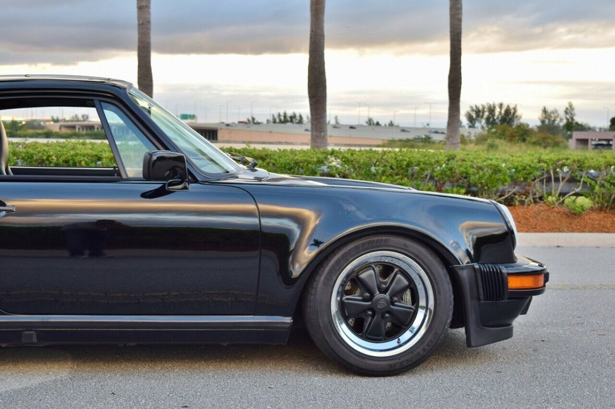 last year 930 only year factory g-50/50 5 speed manual/ recent fresh service
