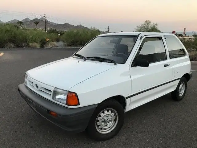 1993 ford festiva l rare low miles looks new!!!