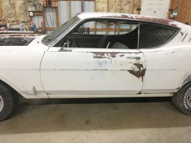 1968 mercury cyclone gt 500 fastback - 390v8 auto white w/red interior