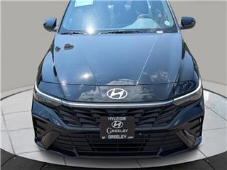 2024 Hyundai Elantra blue