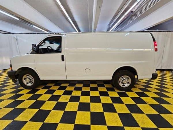 2018 chevrolet express cargo van in northwoods, illinois