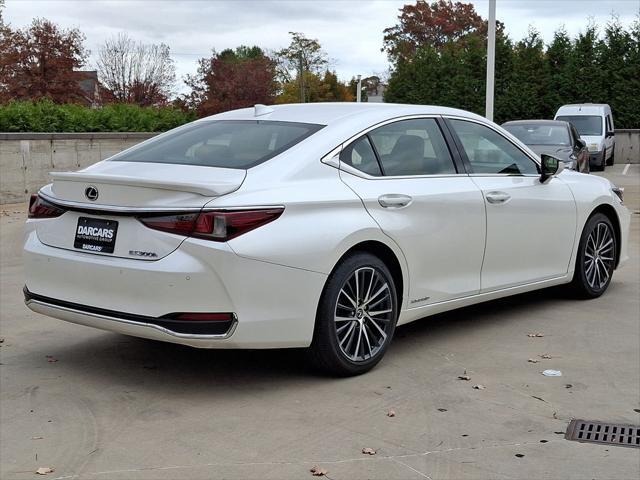 2022 lexus es 300h premium