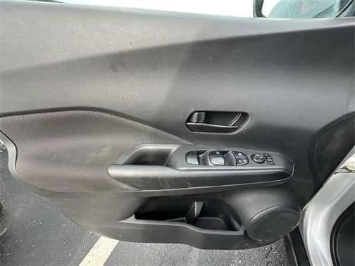 2019 nissan kicks s in defiance, ohio