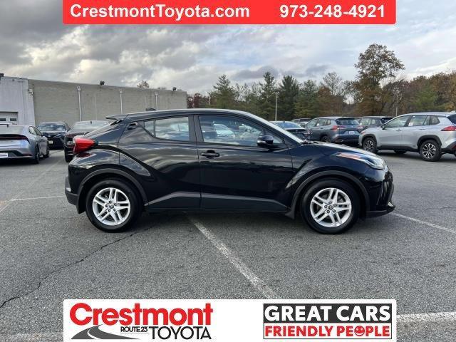 2021 toyota c-hr le