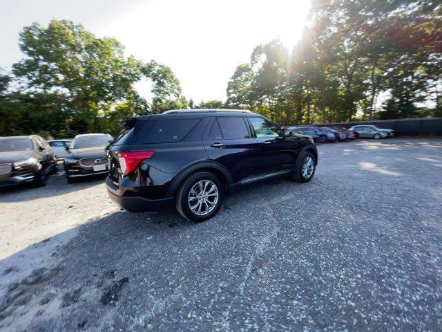 2022 ford explorer limited