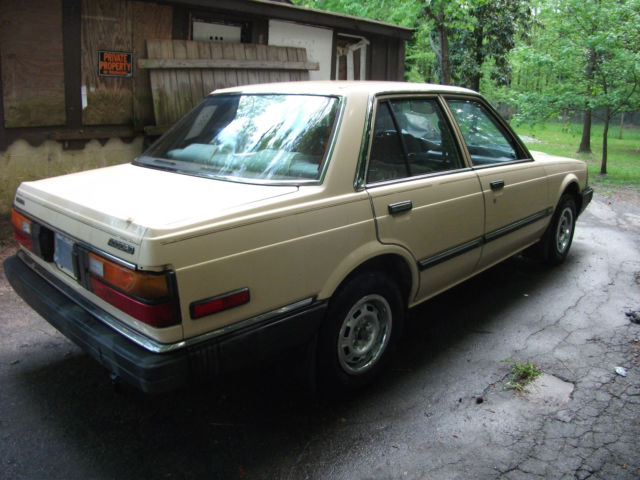 classic collectable gas saver good transportation 1983 honda accord w new tires!