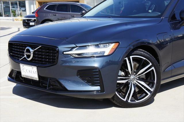 2021 volvo s60 recharge plug-in hybrid t8 r-design expression