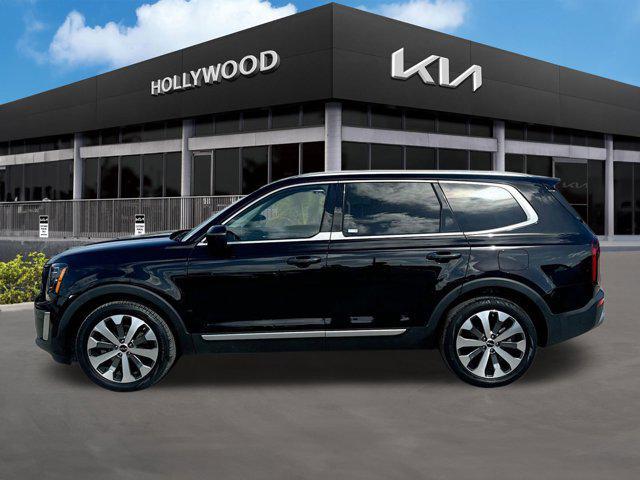 2022 kia telluride s