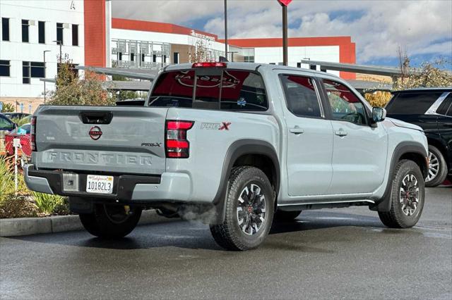 2022 nissan frontier pro-x