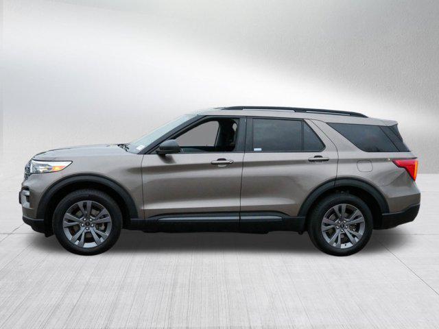 2021 ford explorer xlt