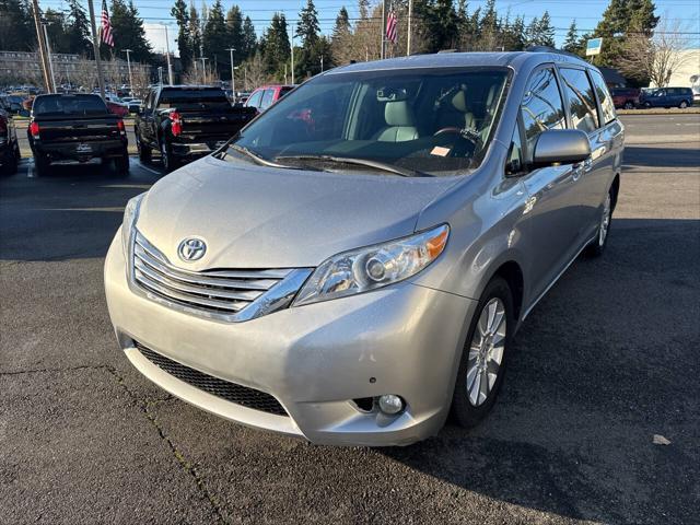 2011 toyota sienna limited
