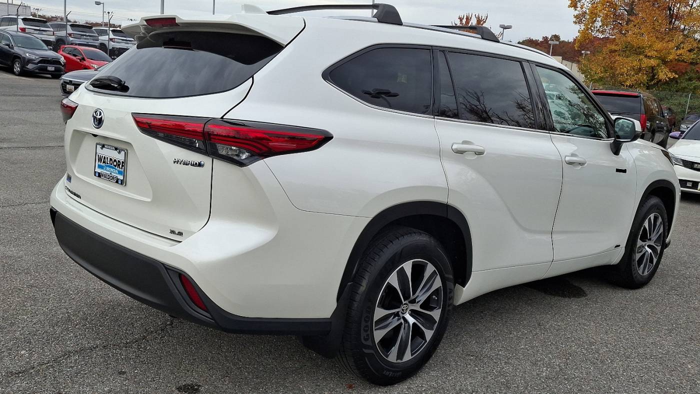 2021 toyota highlander hybrid xle