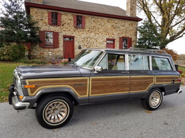 1990 jeep grand wagoneer base sport utility 4-door 5.9l v8