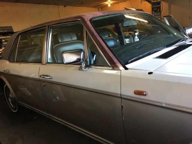 1981 rolls royce silver spur four door