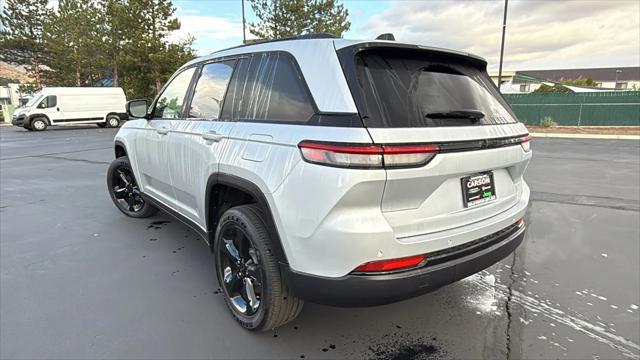 2024 jeep grand cherokee altitude