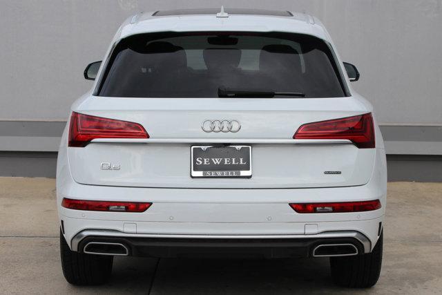 2022 audi q5 45 s line prestige
