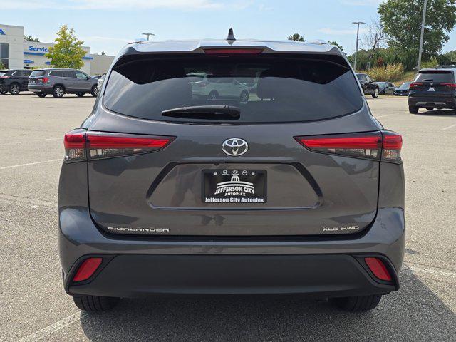 2021 toyota highlander xle