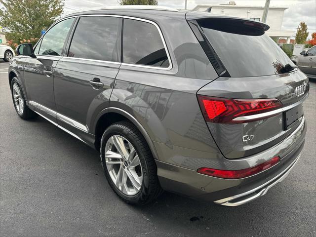 2022 audi q7 55 premium plus