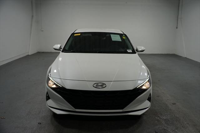 2022 hyundai elantra se