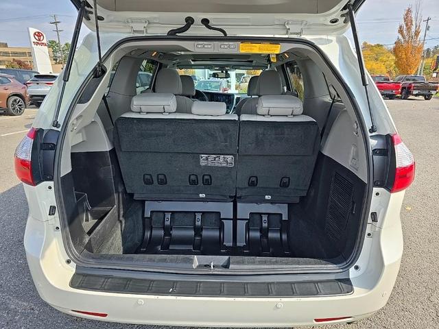 2017 toyota sienna limited premium