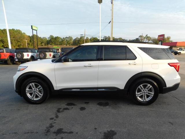 2022 ford explorer xlt