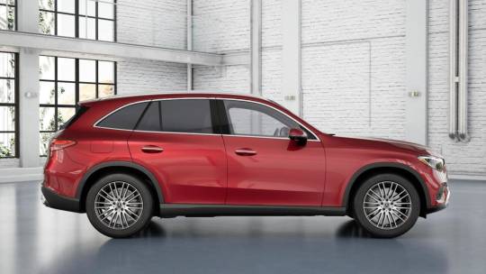 2025 Mercedes-Benz GLC