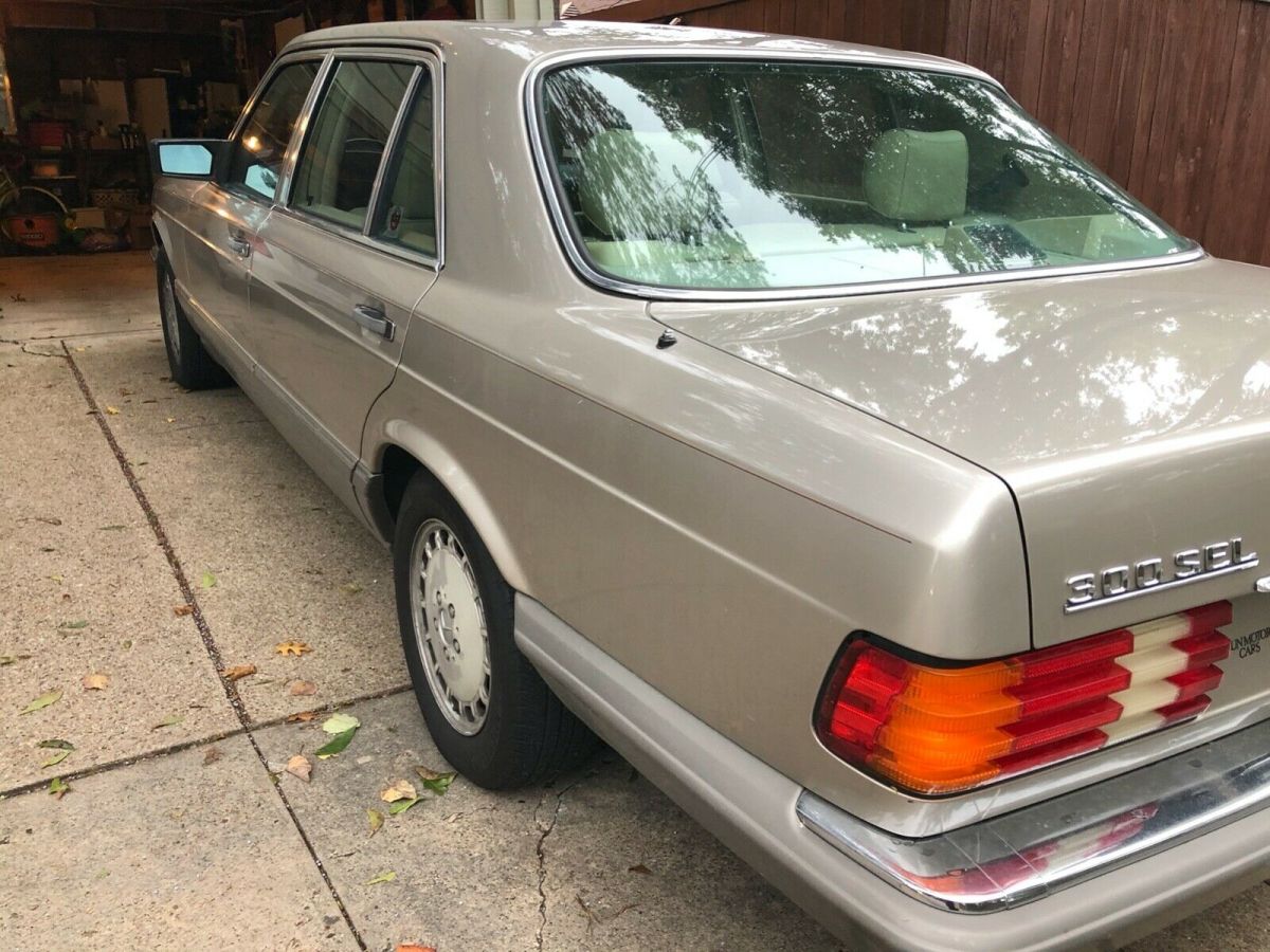 1990 mercedes-benz 300sel w126
