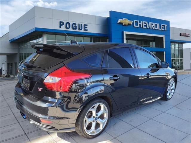2013 ford focus st base