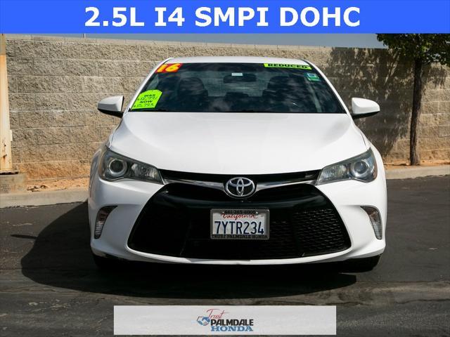2016 toyota camry se