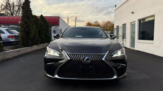 2020 Lexus ES