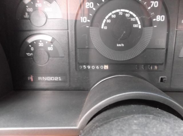 1990 chevy 1500 4x4 automatic a/c power windows, power doors, very low miles