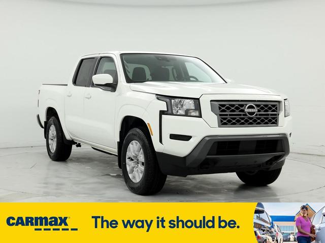 2022 nissan frontier sv