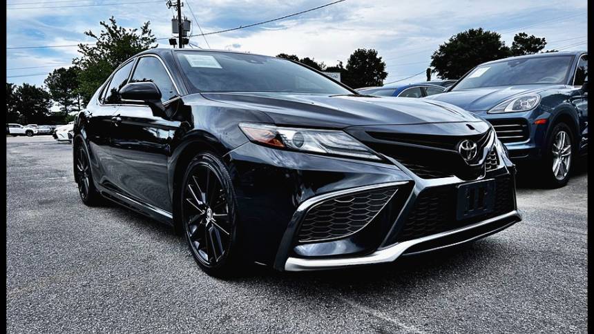 2021 toyota camry xse