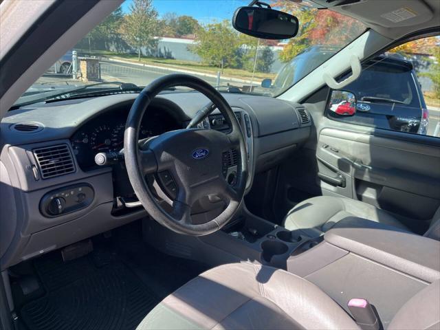 2005 ford explorer xlt
