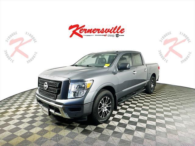 2021 nissan titan sv