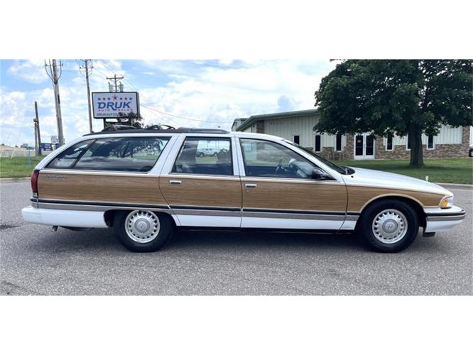 1996 buick roadmaster in ramsey, minnesota