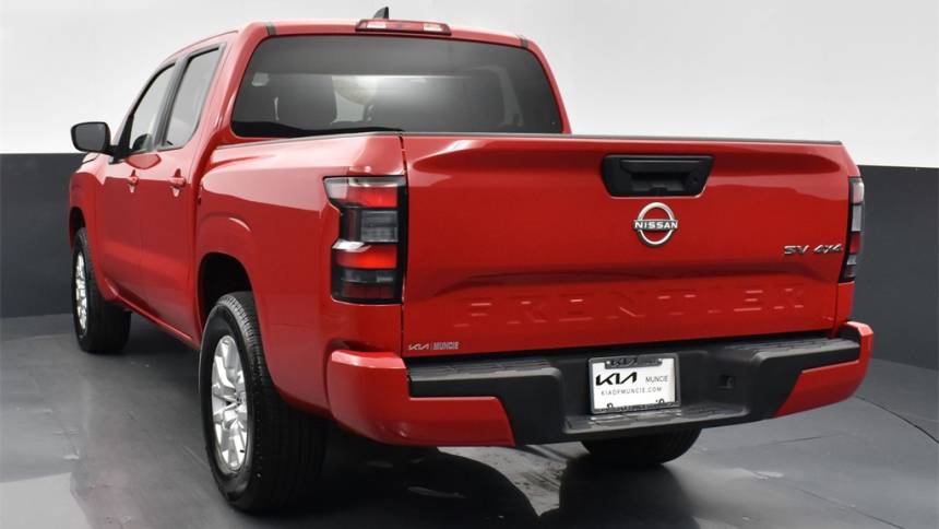 2022 nissan frontier sv